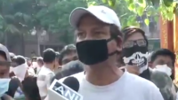Lockdown 3.0: Delhi man alleges negligence by cops and wine shop owners 