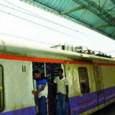 Boy electrocuted while travelling on train's rooftop