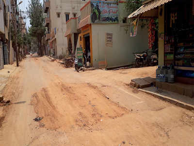 Bad roads are a bane in Kanaka Nagar