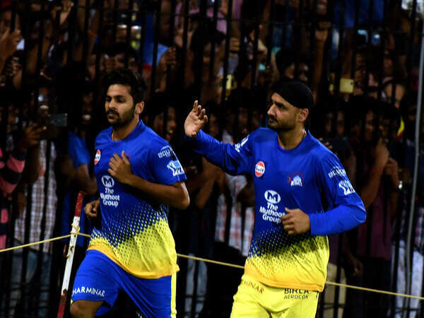Watson, Harbhajan, join practice as CSK train in front of packed crowd