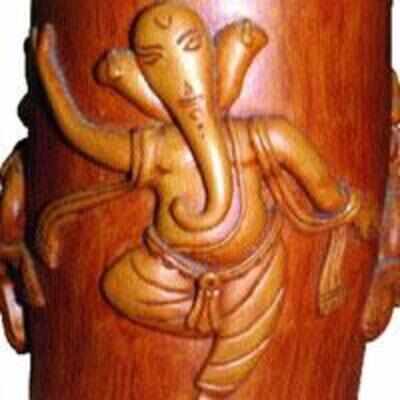 KEEP GANESHA IDOL FOR LUCK AND PROSPERITY