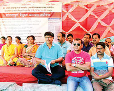 Parents go on indefinite hunger strike over Panvel school fee hike