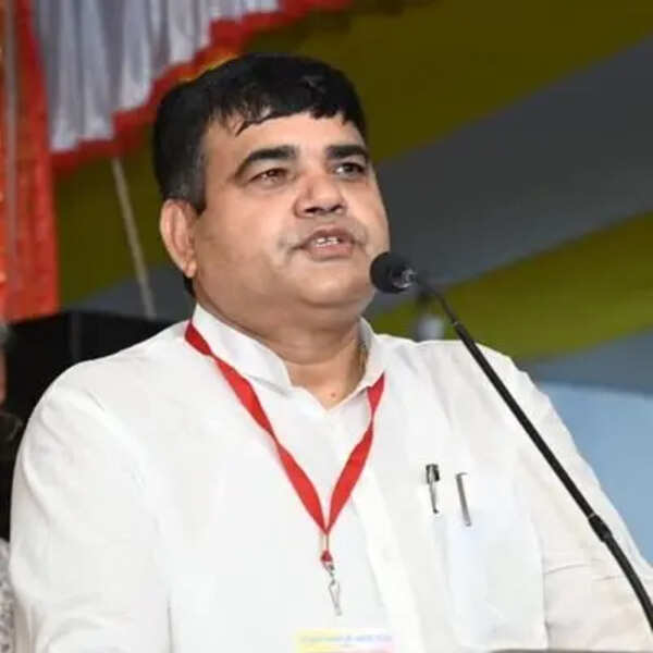 RJD questions allotment of bungalow to Nitish