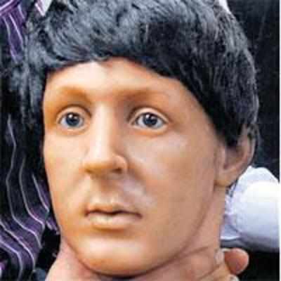 A A£2,000 reward for Sir Paul McCartney's head!