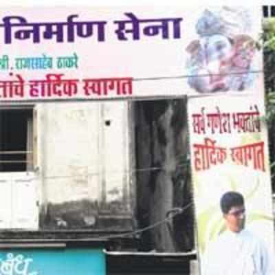 Cops vexed by netas on Ganpati hoardings