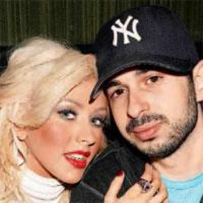 Christina Aguilera splits from husband