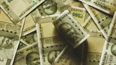 Telangana polls: Hyderabad Police freeze Rs 8 crore belonging to private firm