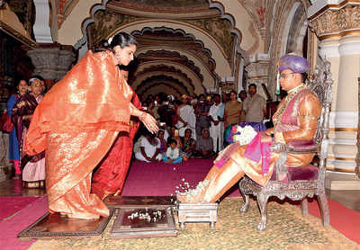It has been 56 yrs since a pregnant ‘queen’ took part in Dasara festivities
