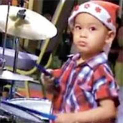 Three-year-old rocker a star on drums