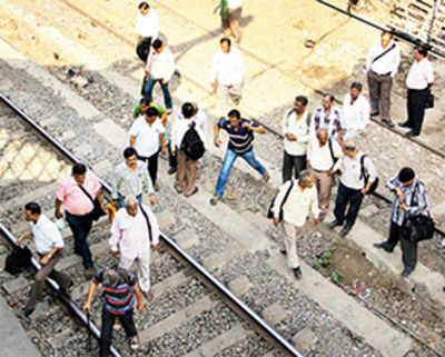 Railways unable to put own house in order