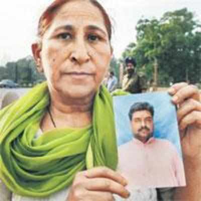 Sarabjit to be hanged on April 1