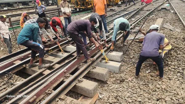 Pune rail division to get rid of all 16 diamond crossings by end of this year
