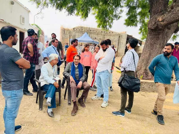 Dharmendra bid adieu to Bollywood with last film ‘Ikkis’ shot in Lucknow