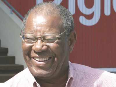 Cricket fraternity mourns over demise of Everton Weekes