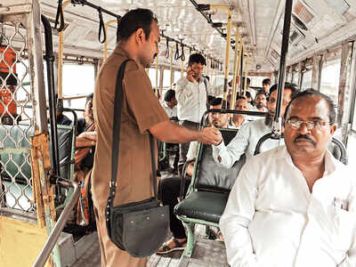 Passengers choosing BEST over taxis, autos