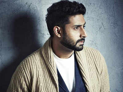 Abhishek Bachchan to 'Dostana' team: Time for a reunion