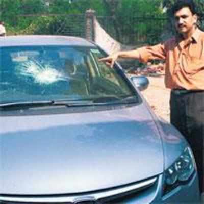 Highway dacoits go on rampage, rob passers-by