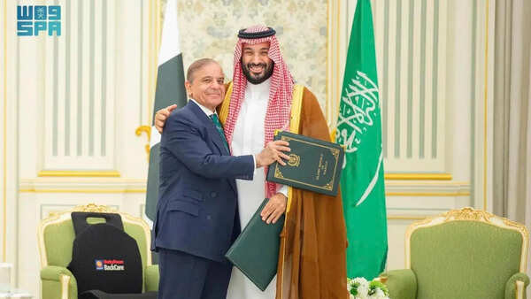 'Saudi pact becoming a problem for us': Why Pak wants to host US-Iran peace talks