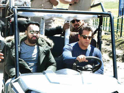 Salman Khan's incident-free journey to Thajiwas glacier for Race 3