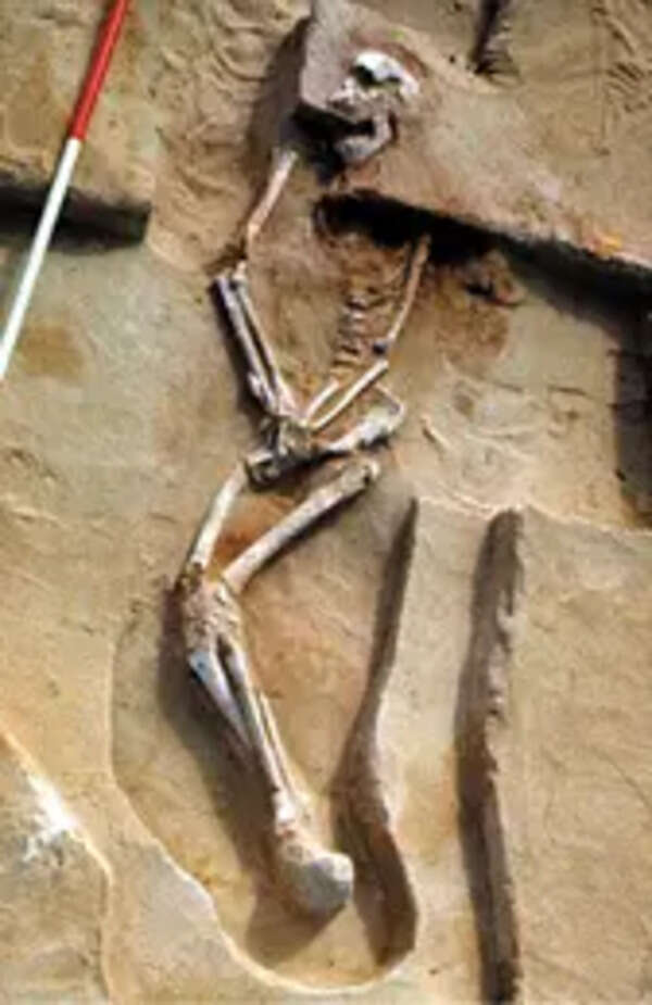In 1968, Jim Bowler saw burnt bones in a sand dune and found the world’s oldest ritual