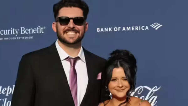 Dodgers pitcher Alex Vesia and wife Kayla share emotional sunset post after heartbreaking loss of newborn daughter