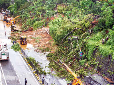 Mumbai rains: Alert BMC officer from disaster management predicts landslide  at Pedder Road, prevents tragedy