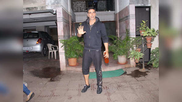 Akshay Kumar's deleted 2012 tweet on price rise sparks controversy