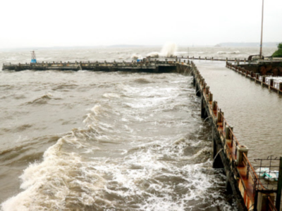 Cyclone Maha to bring heavy rains in Maharashtra