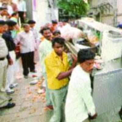 Now, civic body cracks down on pani puri vendors