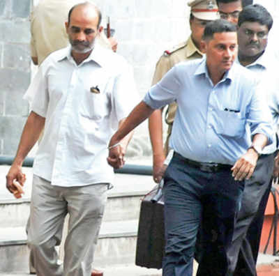 Dabholkar, Pansare murder accused was on mind-bender pills