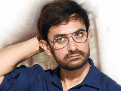 Aamir Khan returns to Gulshan Kumar biopic after Subhash Kapoor's exit