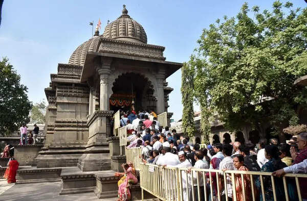 Tourism department plans eight info centres, 150 guides for Kumbh Mela ’27