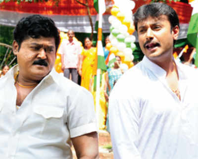 Jaggesh sees a political leader in Darshan