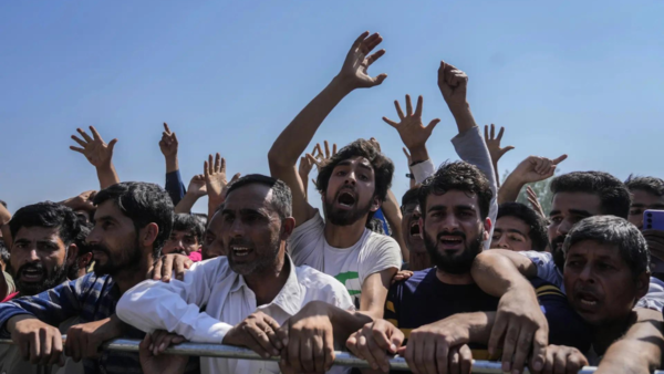 Kashmir will soon get a government, but those blinkers are going to stay