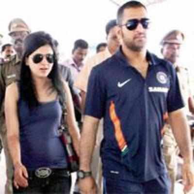 Dal, chicken fry... Sakshi cooks up a treat for Dhoni
