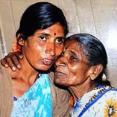 Man admits destitute woman to NIMHANS, reunites her with kin