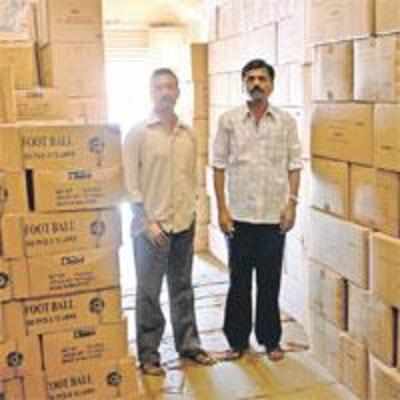 Needy BMC imposes Trade Refuse charges on shopkeepers