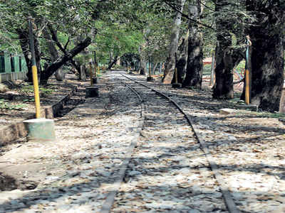 Not on right track; toy train further delayed