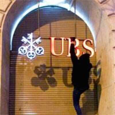 Swiss Bank Ubs Bans Tight Skirts Fake Nails