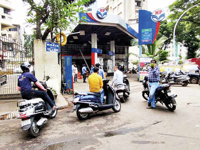 Petrol pump dealers predict huge losses
