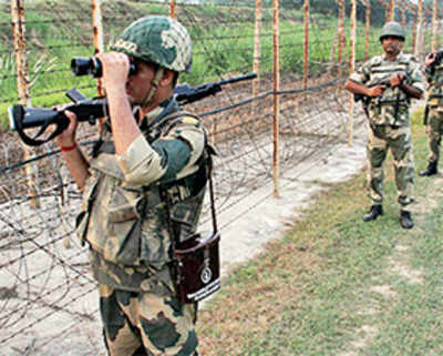 Place ‘grid’ tech along LoC, use local cops: Committee