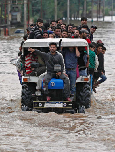 Flood waters recede in J&K; over 75,000 rescued, many still feared trapped