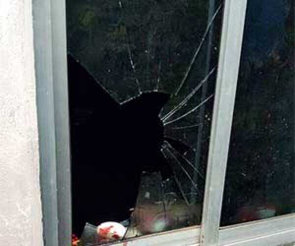 ‘Drunk’ man dies trying to break into own house