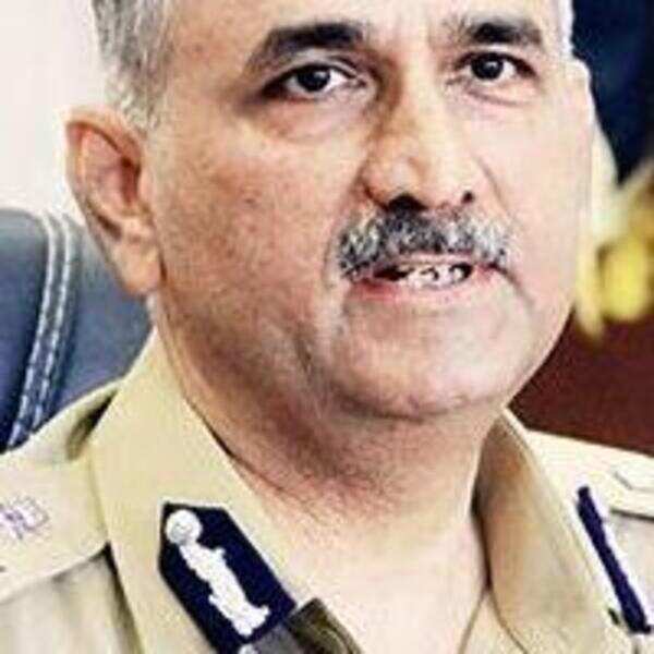 Padsalgikar has been living at the Worli mess