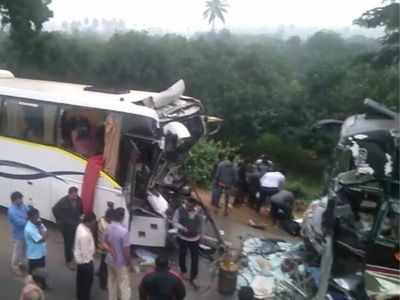 Andhra Pradesh: At least 15 Ayyappa devotees injured in RTC – private bus collision
