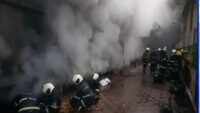Mumbai: Massive fire at Borivali shopping centre 