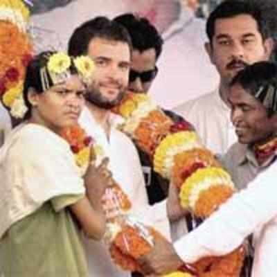 Rahul, suspected naxal on same dais? BJP asks govt