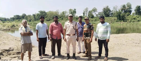Spotted deer beaten to death for meat, 3 arrested