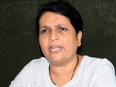Non-bailable warrant for activist Anjali Damania