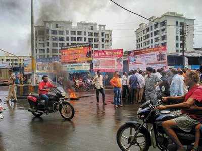 Mumbai bandh live updates: Maratha groups call for Maharashtra bandh, Nagpur police save protesters from speeding train
